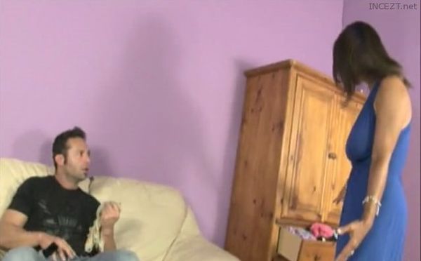 Amature twink videos I showed my stepsons girlfriend how to swallow